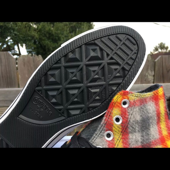 Converse - Picture 8 of 8